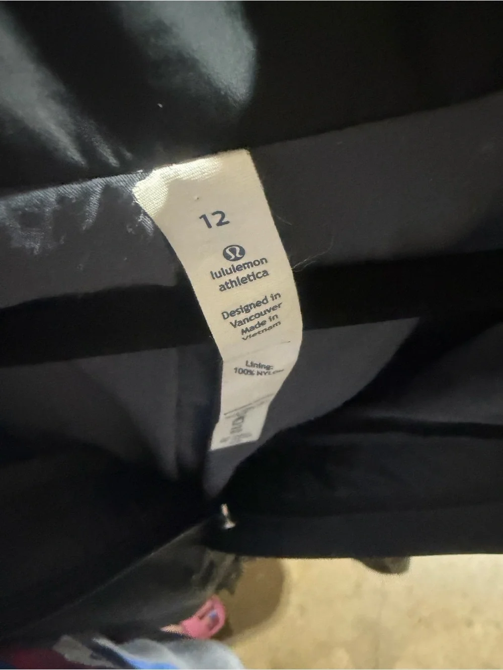 Lululemon – Ride On Rain Jacket – Water Resistant Reflective Black Coal – Sz. 12